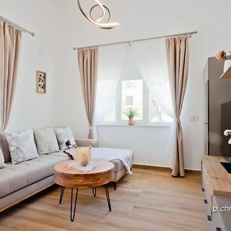 Giannis Appartement Diafánion