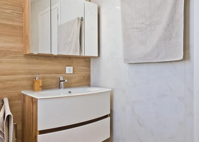 Giannis * Diafánion